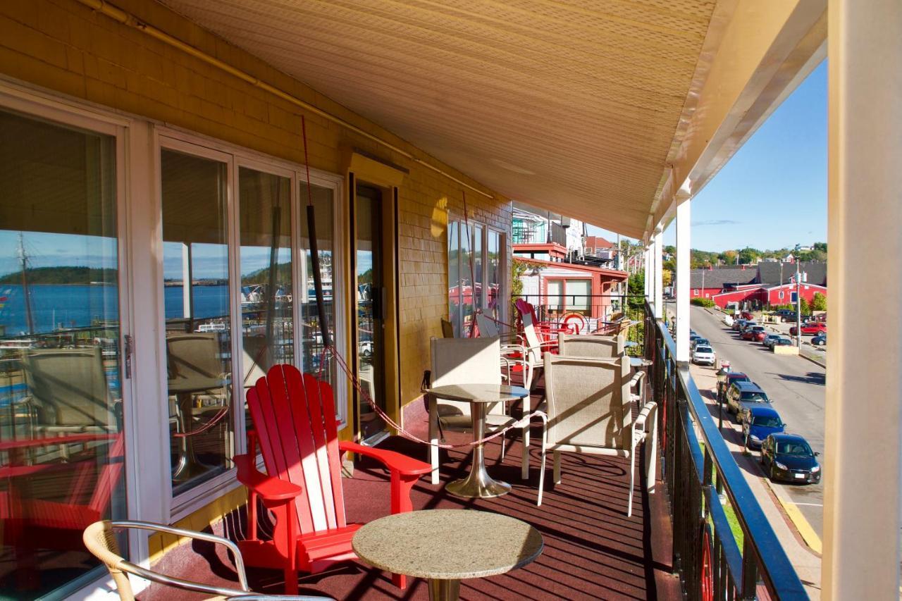 Rum Runner Inn Луненбург Екстер'єр фото