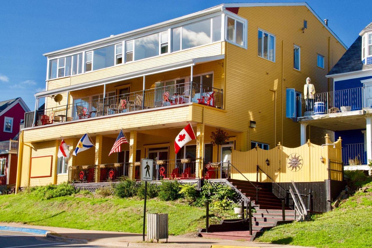 Rum Runner Inn Луненбург Екстер'єр фото